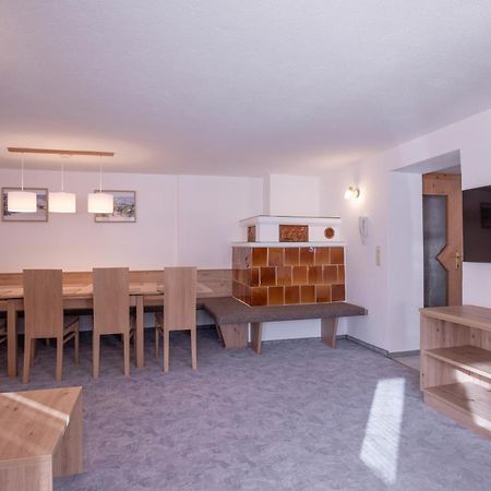 Haus St. Bernard Apartment Pettneu am Arlberg Luaran gambar