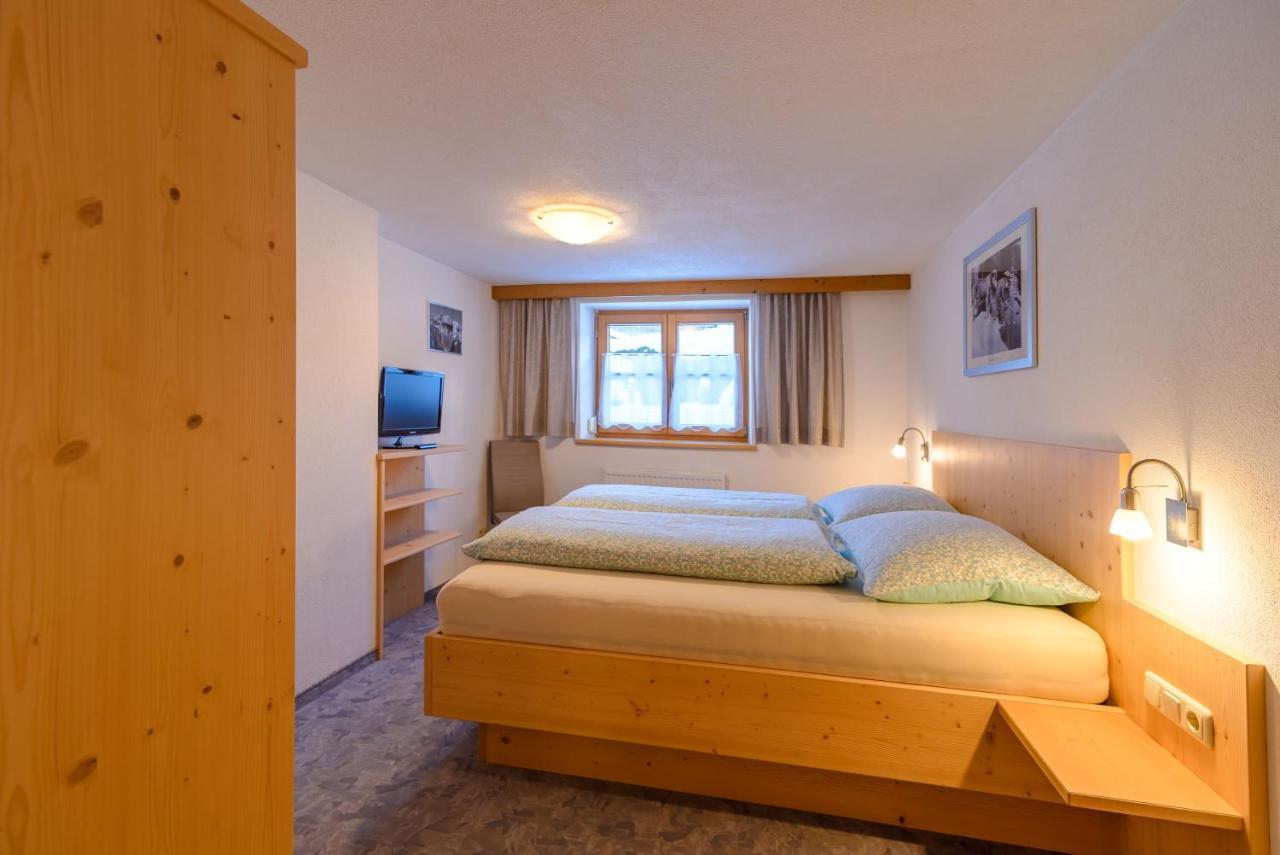 Haus St. Bernard Apartment Pettneu am Arlberg Luaran gambar