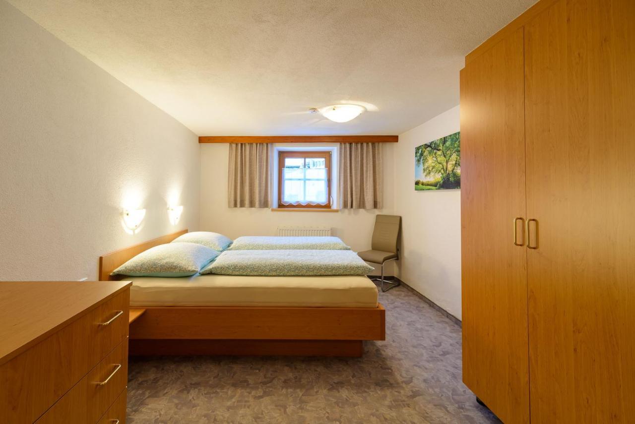 Haus St. Bernard Apartment Pettneu am Arlberg Luaran gambar