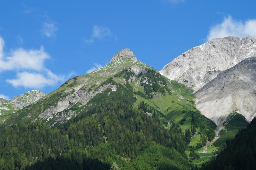 Haus St. Bernard Apartment Pettneu am Arlberg Luaran gambar