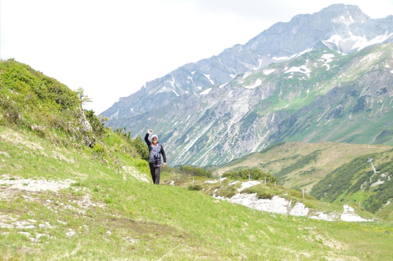 Haus St. Bernard Apartment Pettneu am Arlberg Luaran gambar